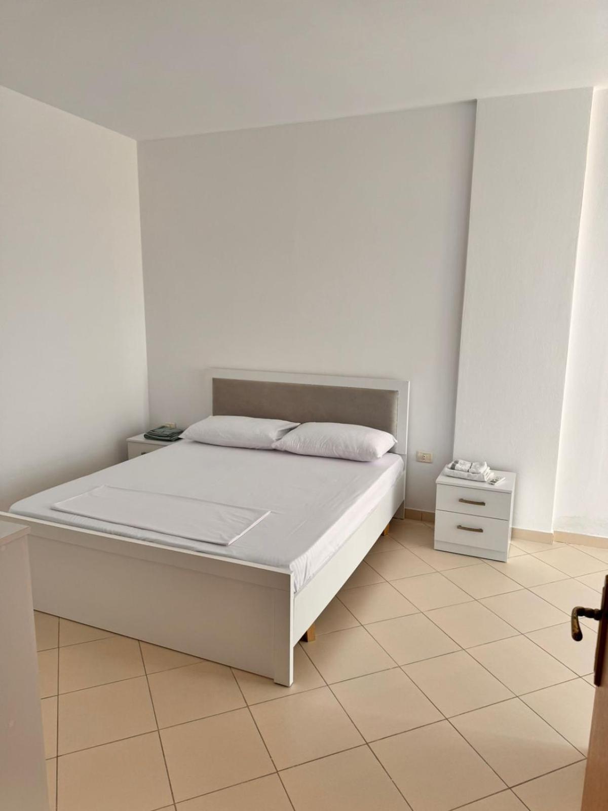 Holiday Apartments 5 Durrës Extérieur photo