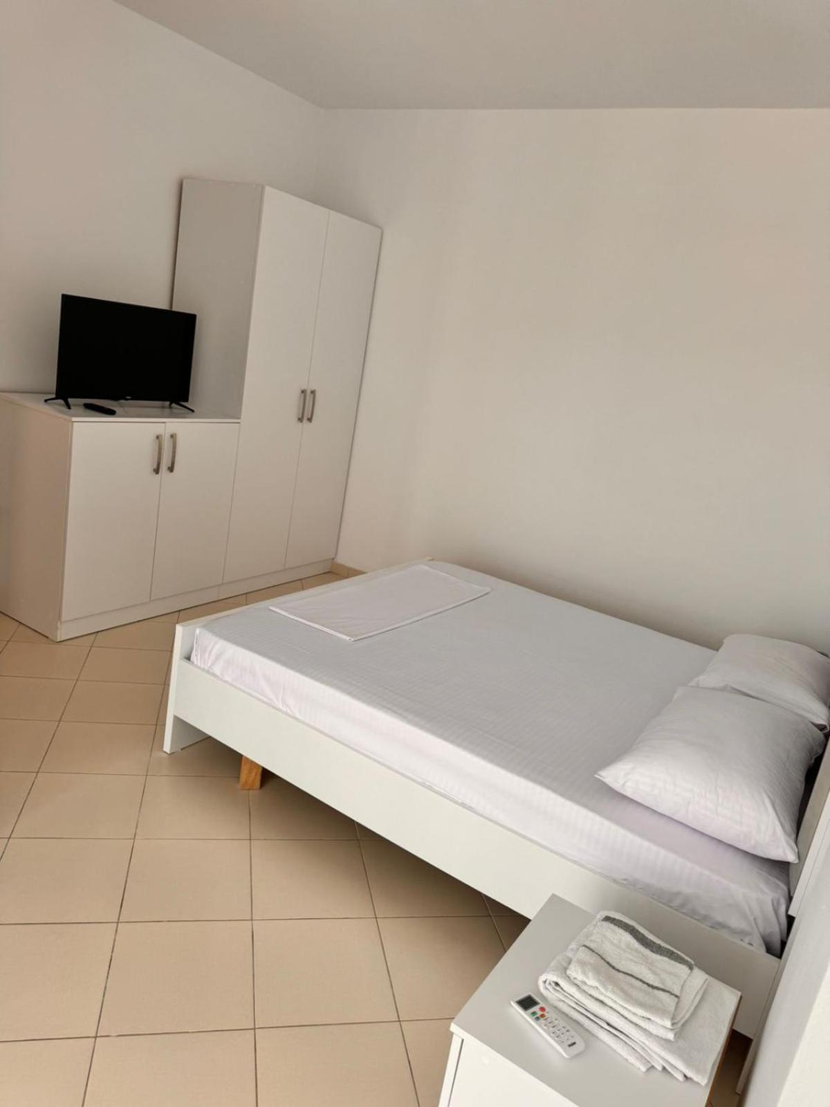 Holiday Apartments 5 Durrës Extérieur photo